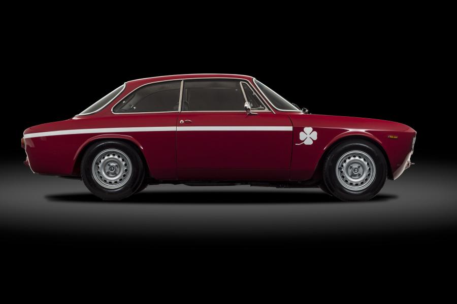  Alfa Romeo GTA 1300 Junior (105.59) 1968 года  (фото 8 из 45)